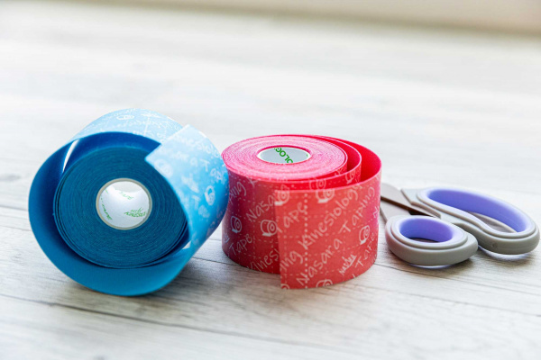 Kinesiologisch-therapeutisches Tapen